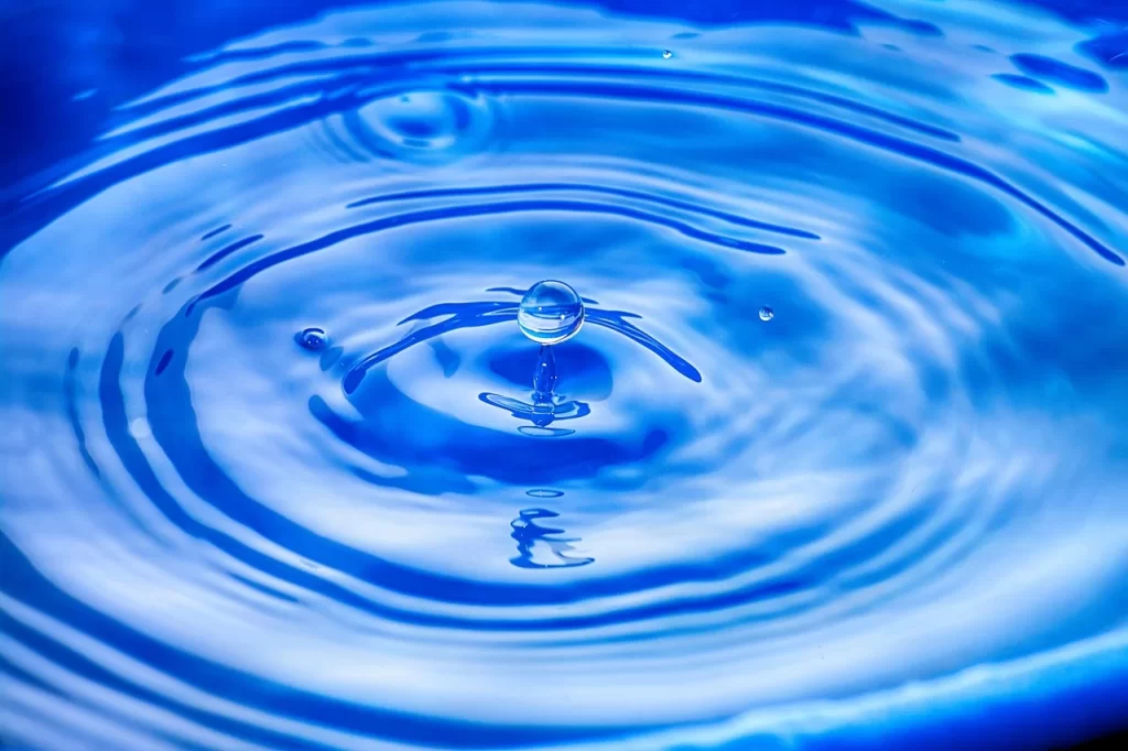 Fuga de agua en el tanque del inodoro